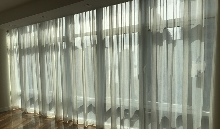 Automated Controlled Drapery/Shades